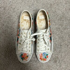 Mesh decal KEDS